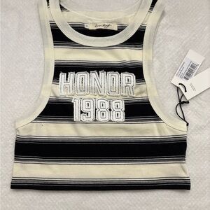 Honor The Gift Black and White Striped Top size large  (C01)